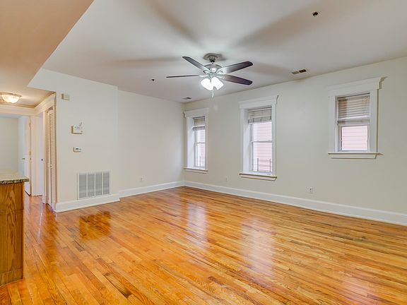 2nd image of 608 Bramhall Ave APT 3D