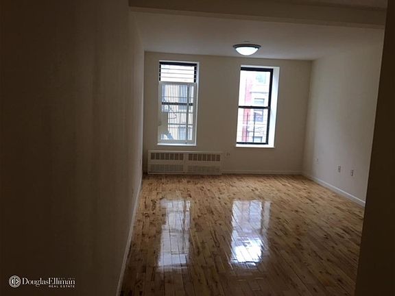 4th image of 216 W 111th St APT 4B