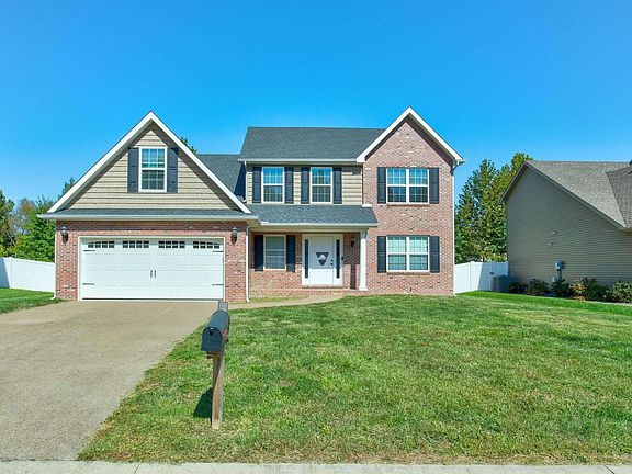 3rd image of 1635 Hills Dr