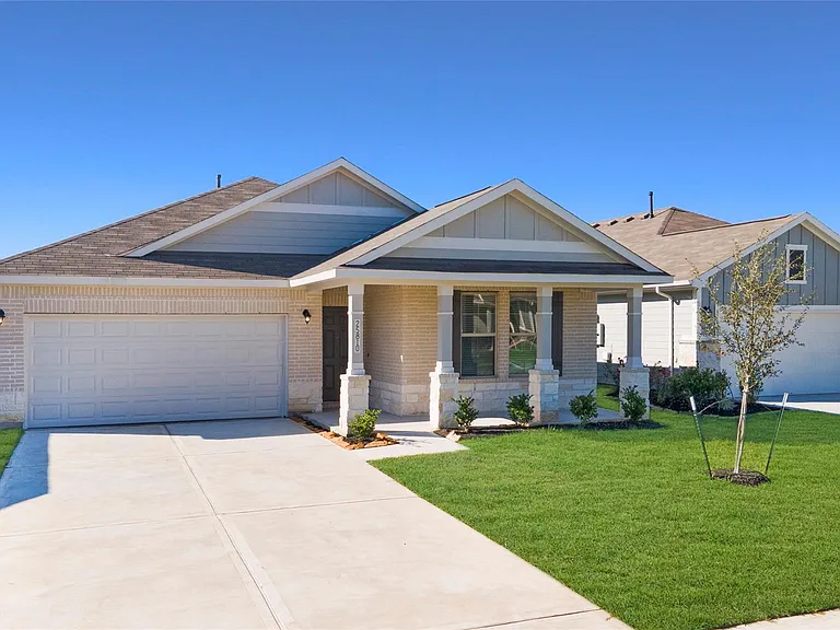 25810 Northpark Pine Dr — Photo 1