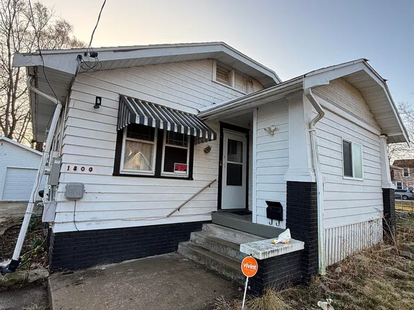 1800 N Machin Ave, Peoria, IL 61604