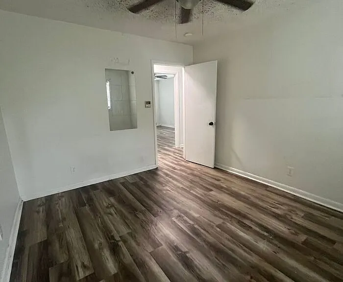 4212 S Alston Ave — Photo 9