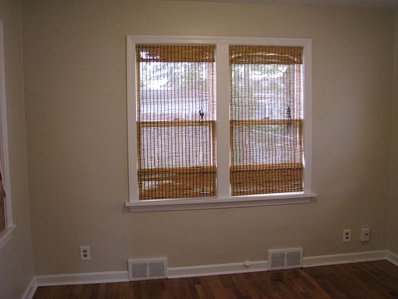 3rd image of 5275 Haverford Dr