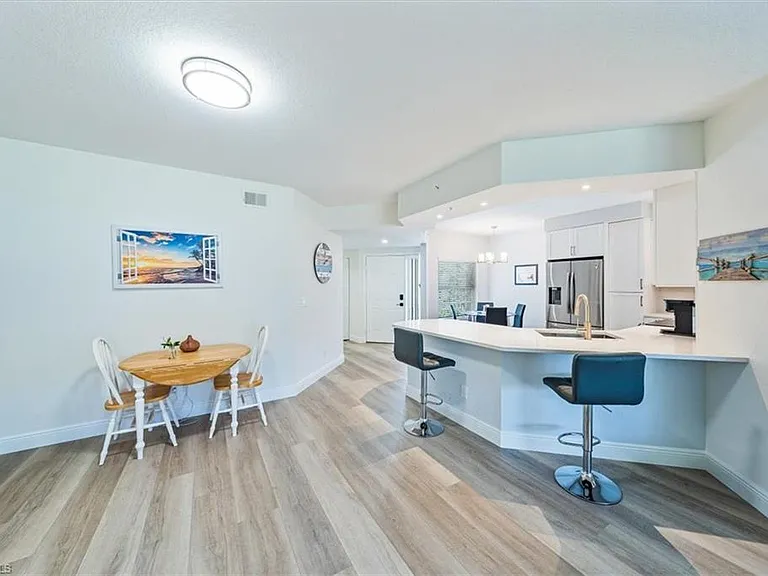 6914 Satinleaf Rd N #103 — Photo 7