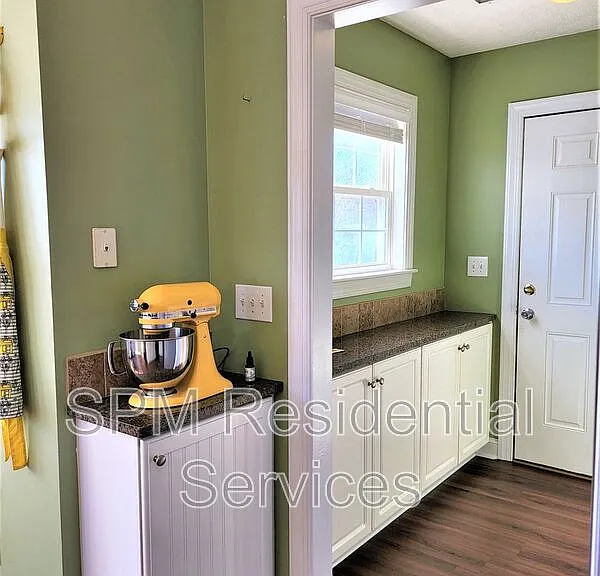 2922 Sloop Point Loop Rd — Photo 6