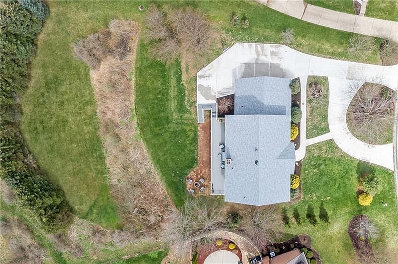 230 Fox Run Dr, PA 15367 Zillow