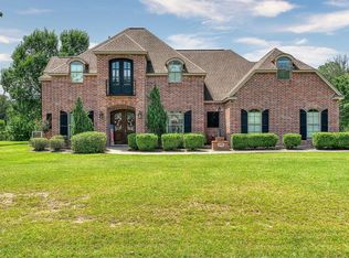 2709 Oak Hollow Cir, Kountze, TX 77625