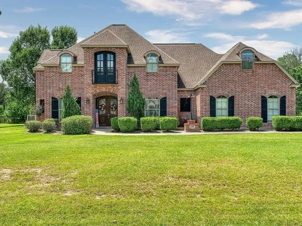 2709 Oak Hollow Cir, Kountze, TX 77625