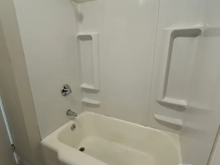 276 4th St Fall River, MA Two Units Available: Room for $600 & 1 Bedroom for $1,250! — Photo 11
