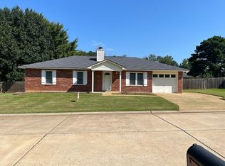 7436 Pecanwood Ln, Haughton, LA 71037