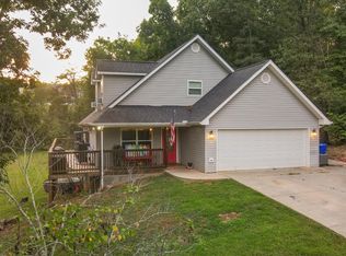 832 Catherine Crisp Way, Kodak, TN 37764