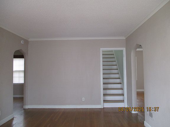 2nd image of 4920 Birch St #4920
