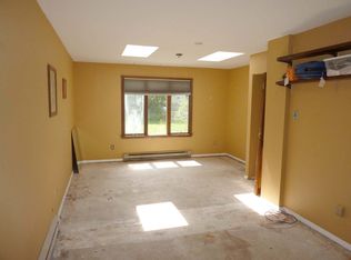 25 Ivy Ln, Cherry Hill, NJ 08002