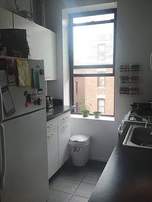 Rented by Matthew Gros-Werter, LREB  | media 30