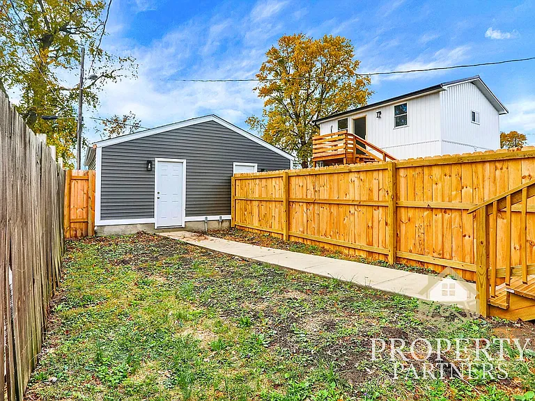 329 E Minnesota St #331 — Photo 10