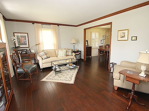 3rd image of 1517 Kenyon Dr