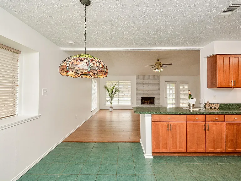 3315 Honey Creek Dr — Photo 11