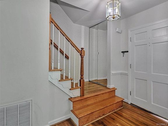 3rd image of 9202 Chumley Ln