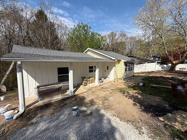 2nd image of 10713 Jenkins Cir