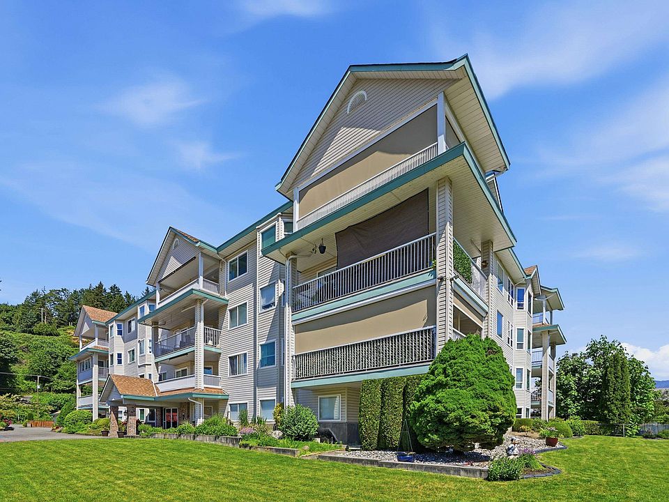 1st image of 46966 Yale Rd #304