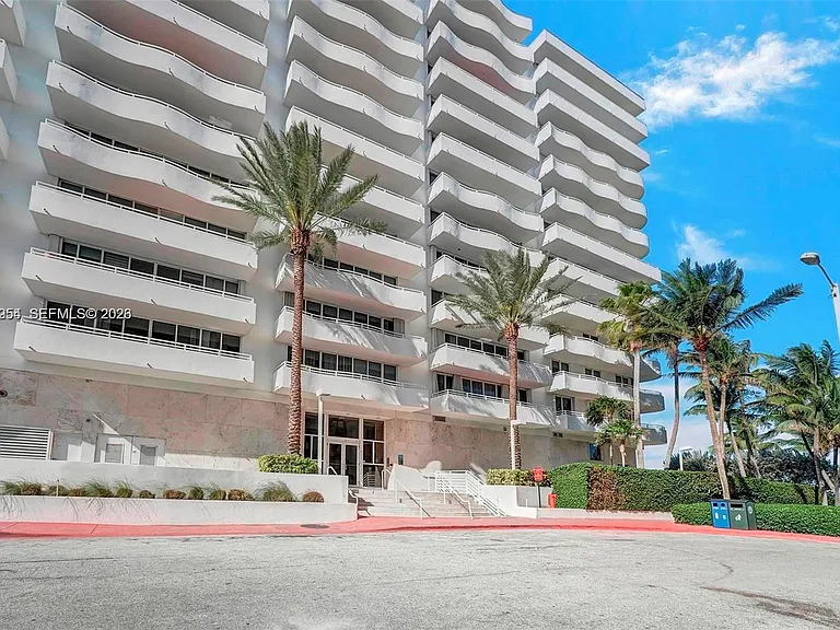 8911 Collins Ave #703 — Photo 24