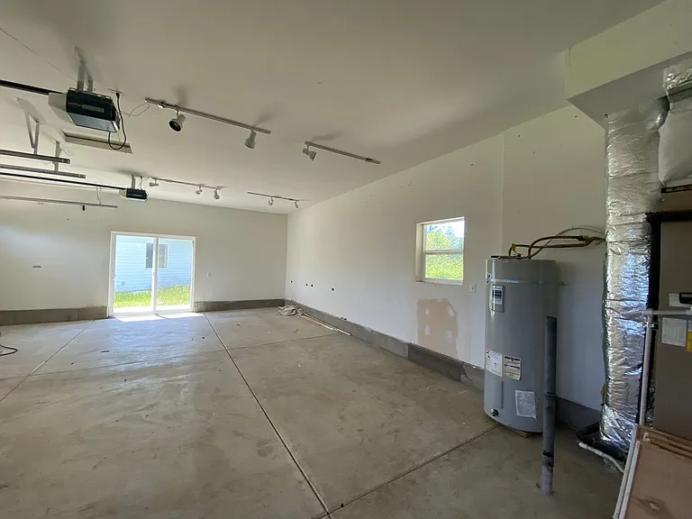 31934 Deberry Rd — Photo 29