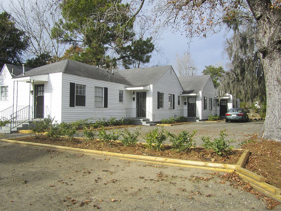1st image of 720 E 56th St APT D