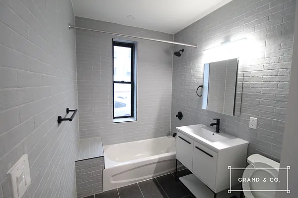 Rented by Grand & Co. | media 14