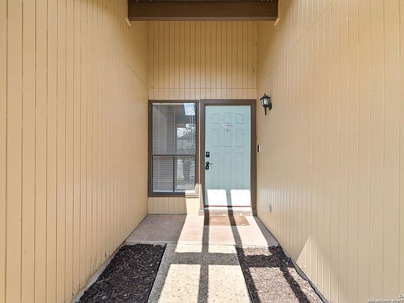 4th image of 5523 PARK LK