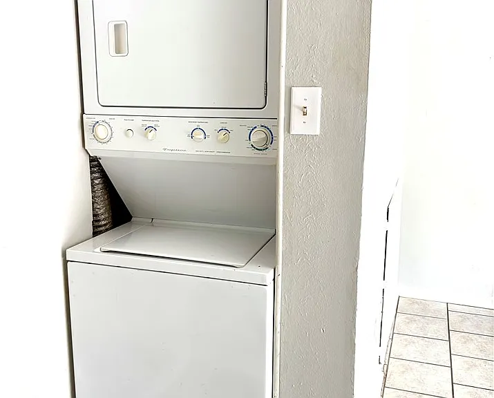 2406 Blanco Dr #D — Photo 7