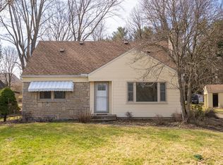 5511 Linworth Rd, Columbus, OH 43235