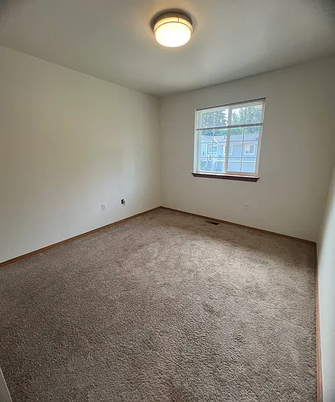 5721 100th Pl NE — Photo 11