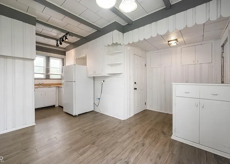100 N Calvert St — Photo 10