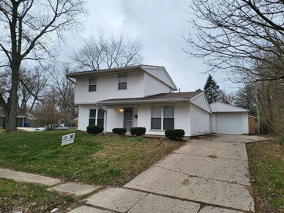 2nd image of 3956 Arquette Dr