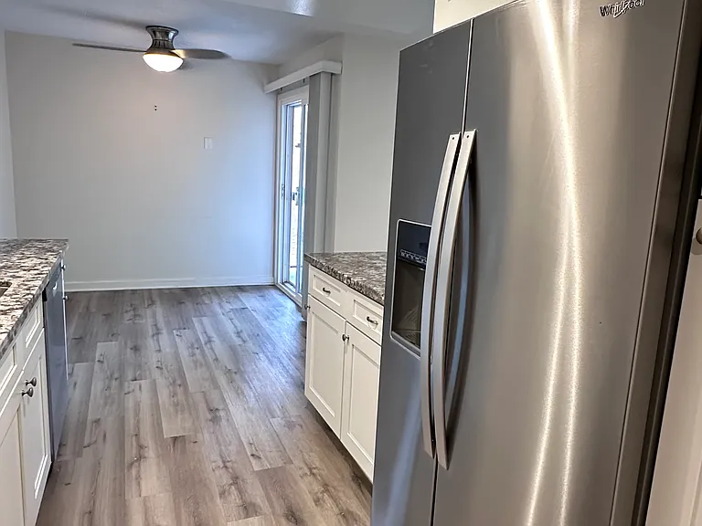 Park Place Apartments — Photo 17