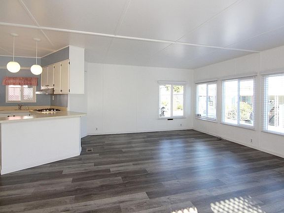 5th image of 4300 Soquel Dr #216