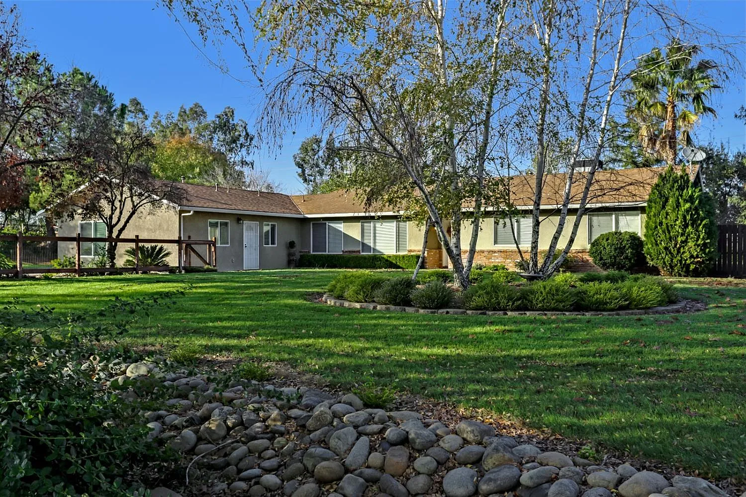 12021 Hobday Rd photo 1
