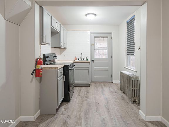 4th image of 21 N Rock St