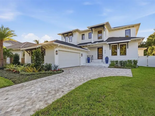 214 Aranda St NE, Saint Petersburg, FL 33704