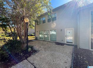 1909 Chandalar Ct, Pelham, AL 35124