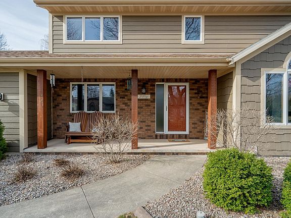 2nd image of 50 Kensington Ct
