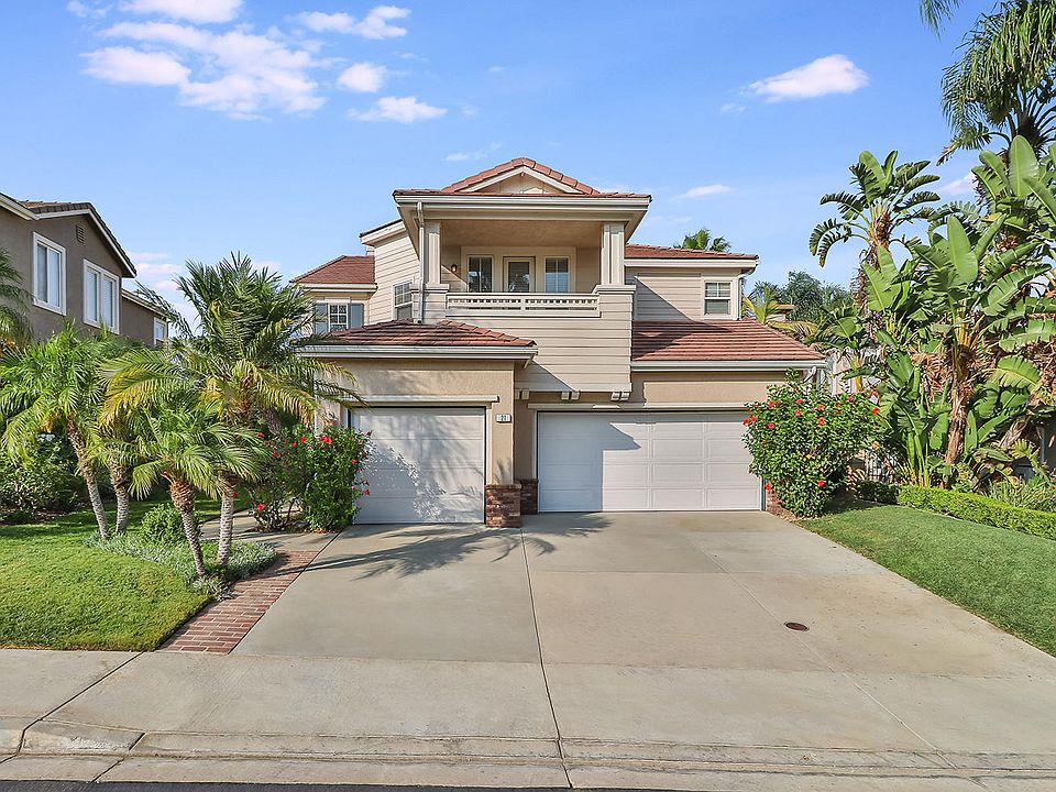1st image of 21 Knollwood Cir