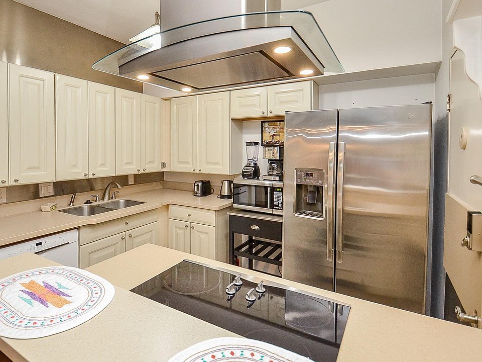 1st image of 10811 Richmond Ave APT 38