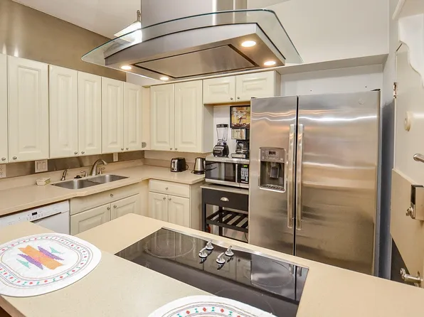 10811 Richmond Ave APT 38, Houston, TX 77042