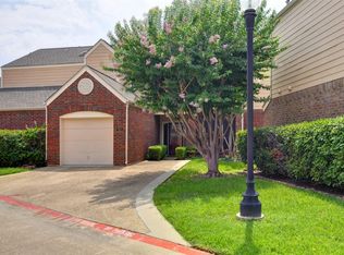 205 Cimarron Trl APT 6, Irving, TX 75063