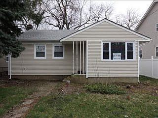 1st image of 22 Brooks Ave