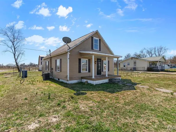 2501 Ellis St, Scott City, MO 63780