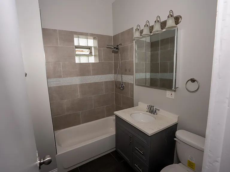 2709 W Haddon Ave #3 — Photo 16