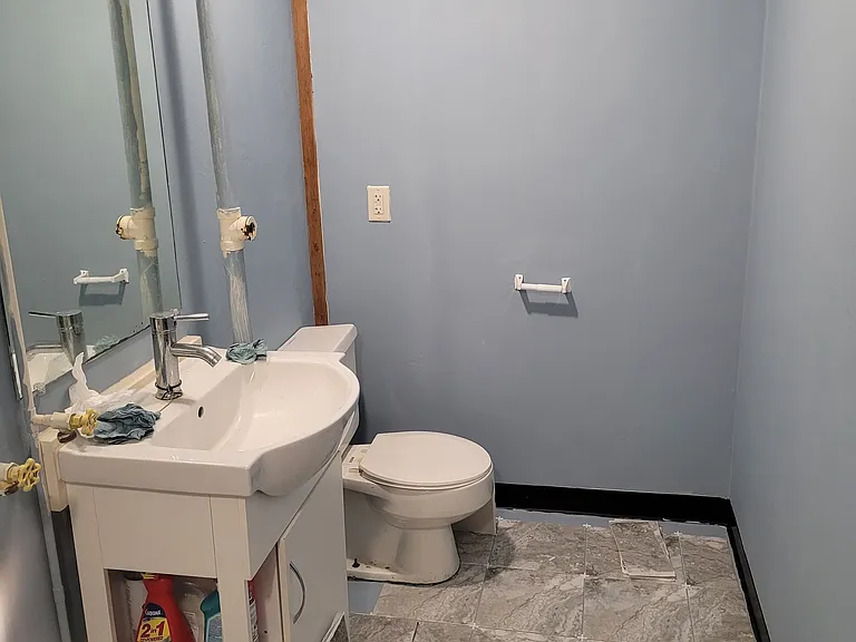 201-203 Southridge Cir — Photo 13