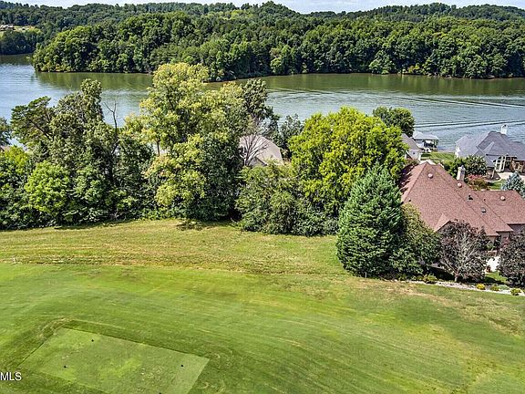 5th image of 280 Pineberry Dr